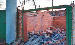 Демонтаж гаражей в Дальнегорске, цена от 1782 руб. – услуги под ключ от 2Землекопа-Дль