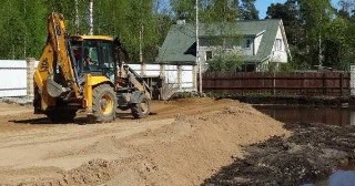 Отсыпка грунта Дальнегорск, цена от 210 руб.
