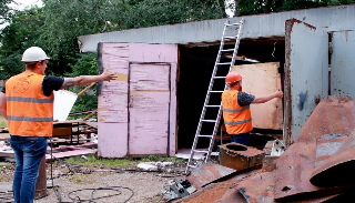 Демонтаж гаражей в Дальнегорске, цена от 1782 руб. – услуги под ключ от 2Землекопа-Дль