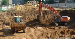 Котлован для дома Дальнегорск, цена от 315 руб./м3.